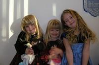 sm_PrettyGirls.JPG